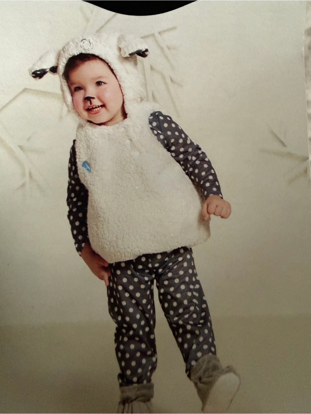 Hyde and EEk new White Lamb Plush Hooded costume infant 0-6 months